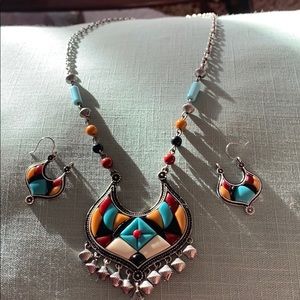 Necklace and earring set